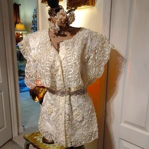 Elegant Cream Lace Kimono Jacket Vintage